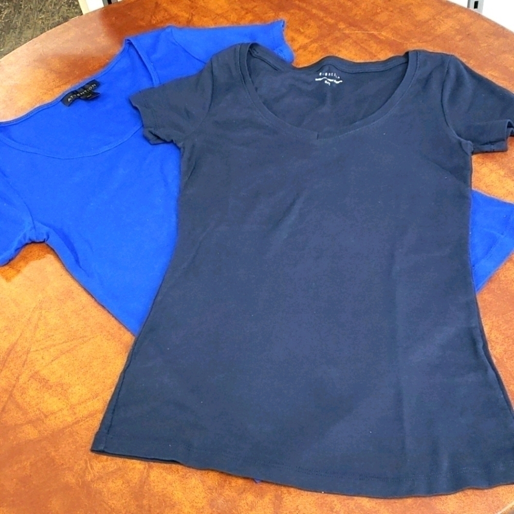 2 Attention Tees Navy & Royal Small VGUC